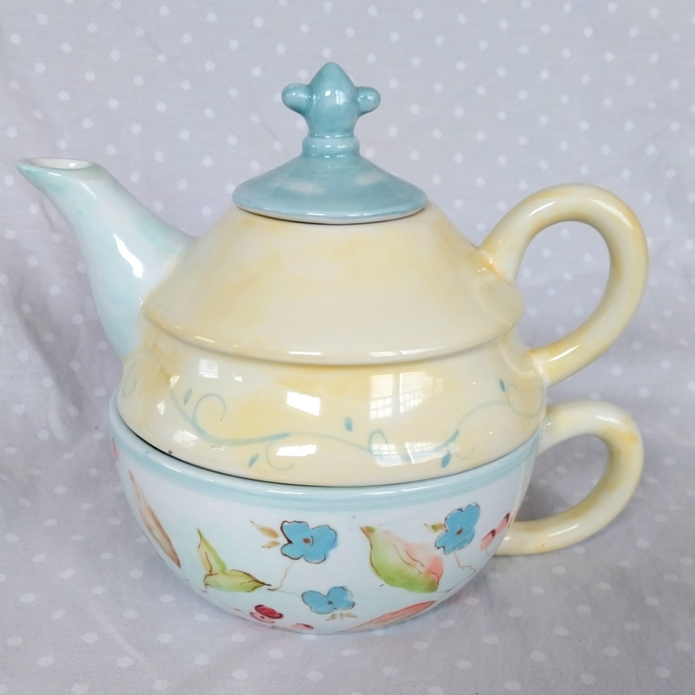 Tracy Porter for Saks Fifth Avenue Vintage Teapot and Teacup